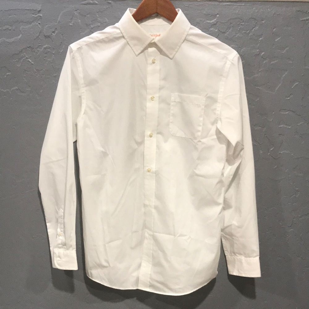 Basic white dress shirt